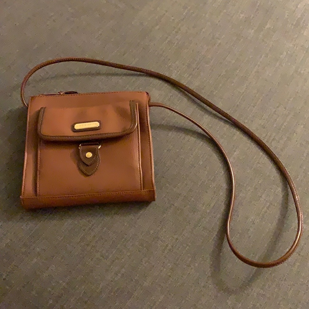 Liz Claiborne brown crossbody!